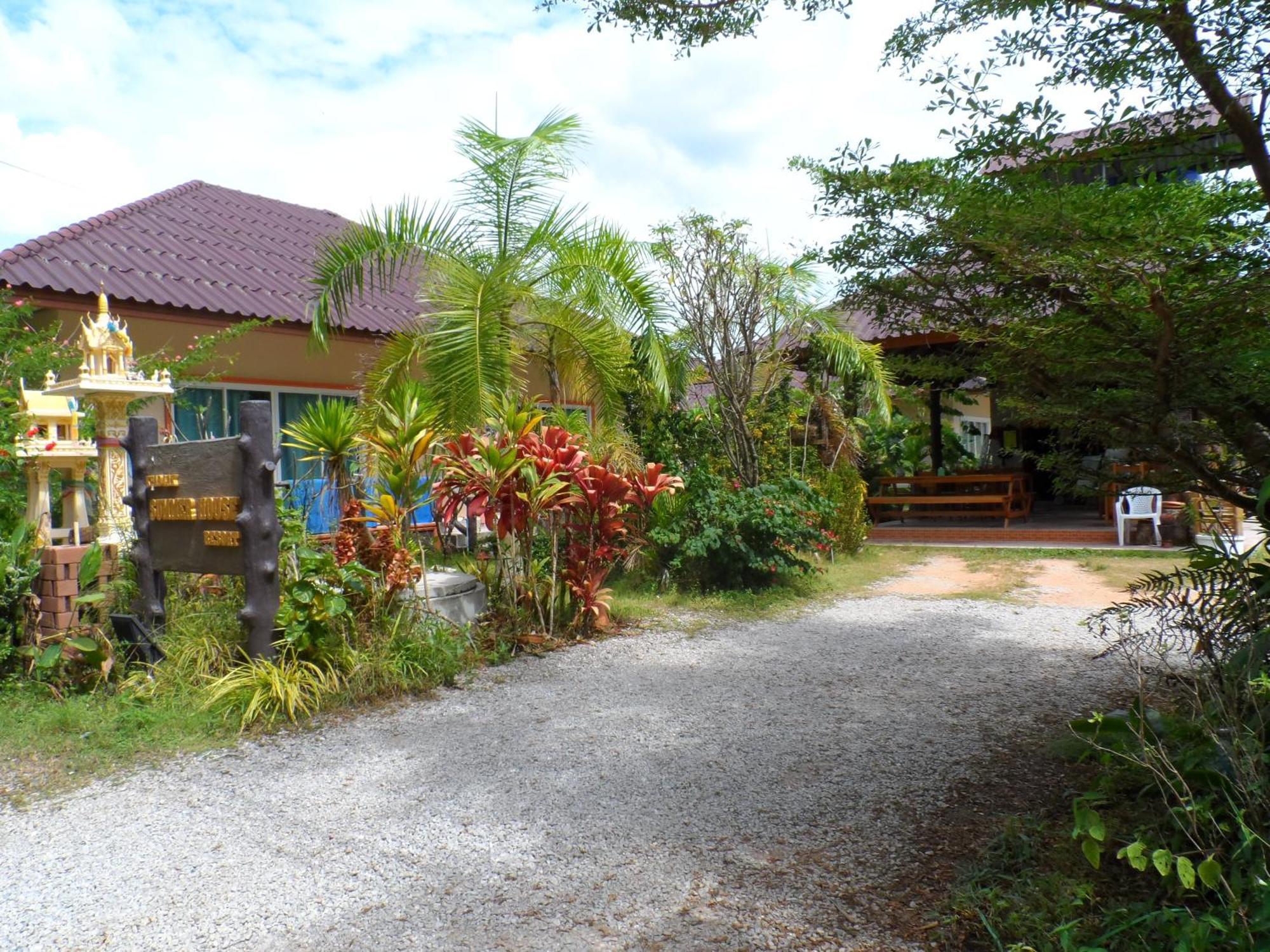 Khaolak Summer House Resort Khao Lak Exterior photo